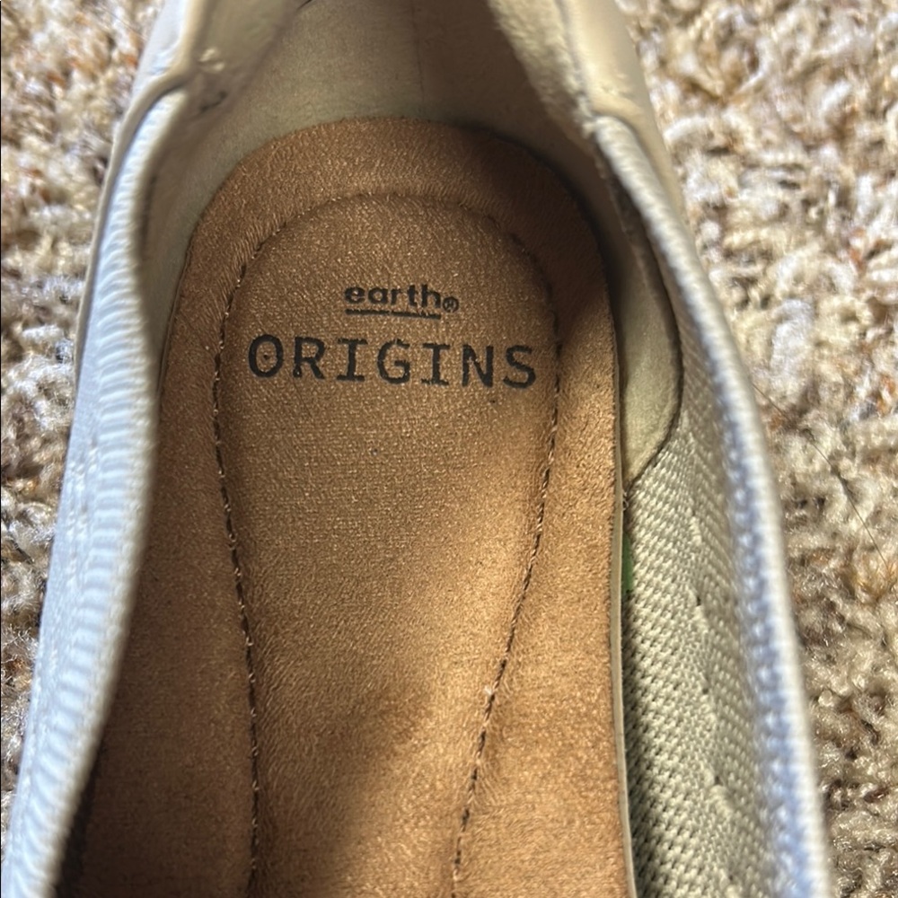 Earth Origins Women's Cream Slip-On Shoes